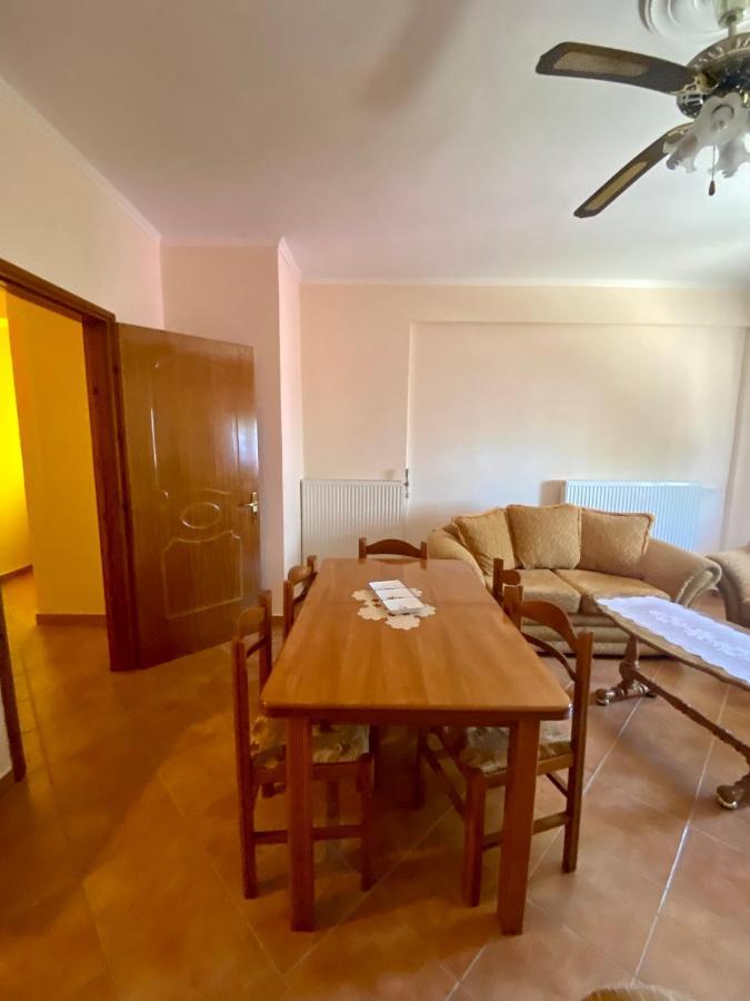 Family Apartments Sarandë 외부 사진