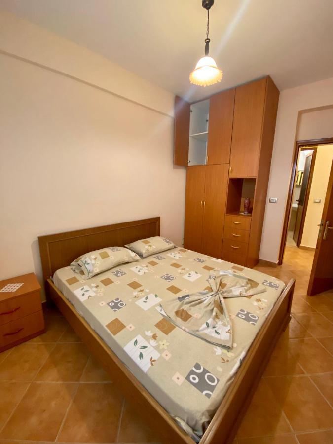Family Apartments Sarandë 외부 사진