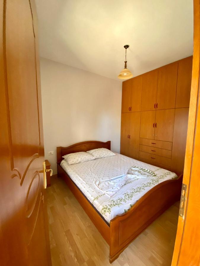Family Apartments Sarandë 외부 사진
