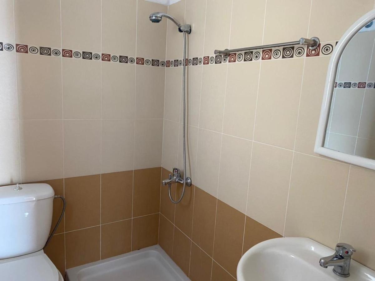 Family Apartments Sarandë 외부 사진